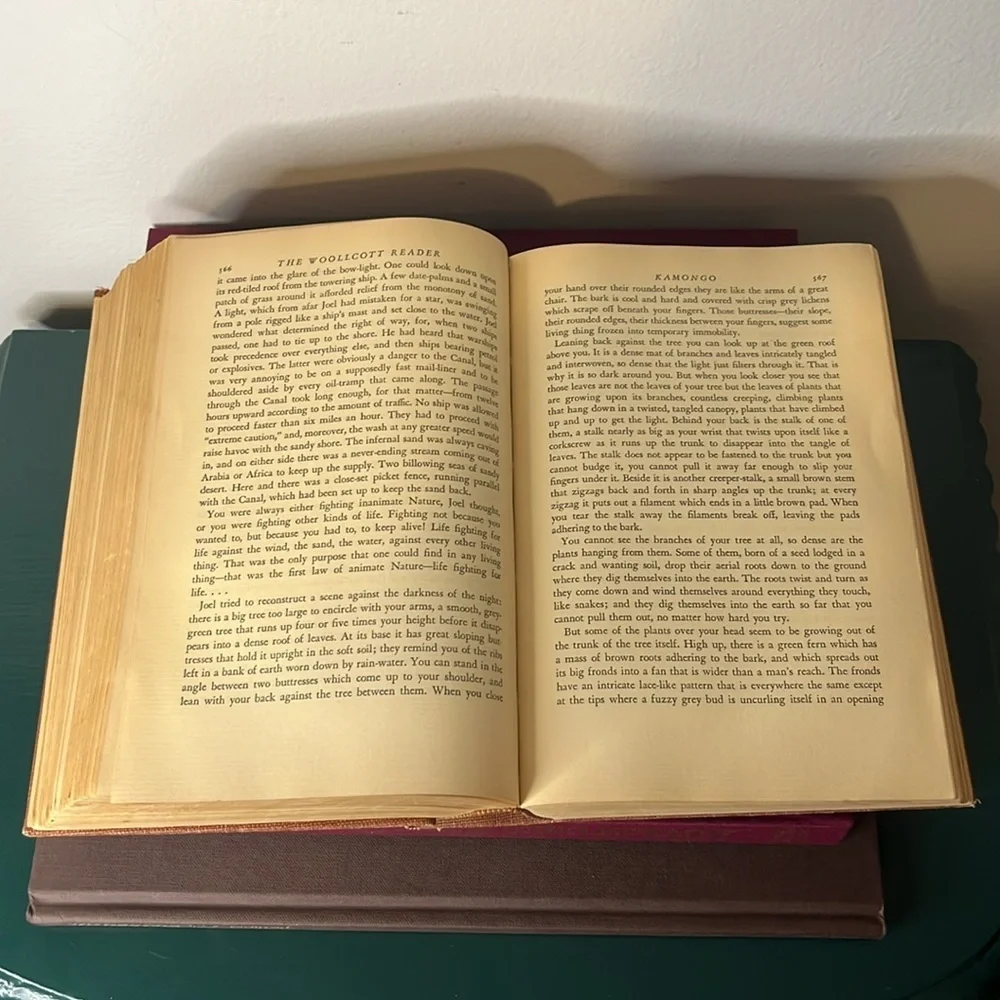 Vintage The Woollcott Reader Bypaths in the Realm of Gold Hardcover Book 1938‎